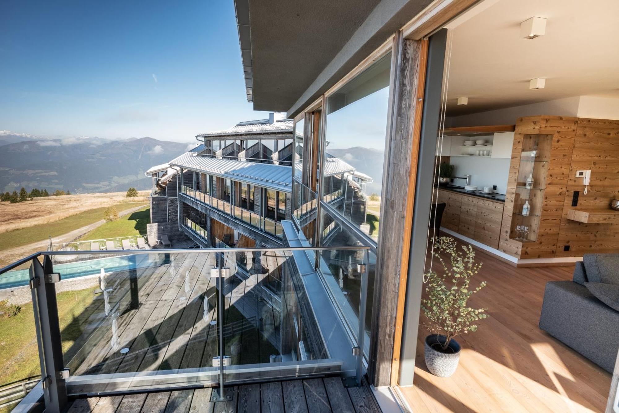 Alpinhotel Pacheiner Treffen Eksteriør billede